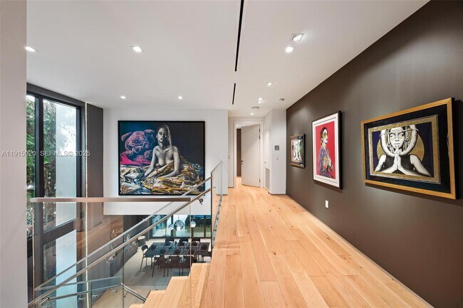 Building Photo - 77 SW 18th Terrace