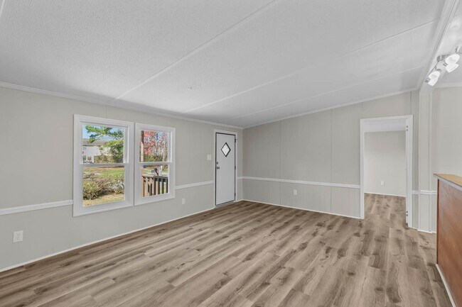 Building Photo - 100 Caviness Dr