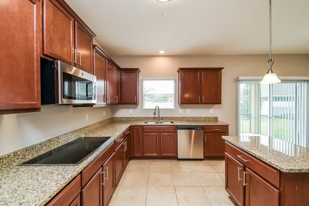 Building Photo - 16280 Stanis Ct
