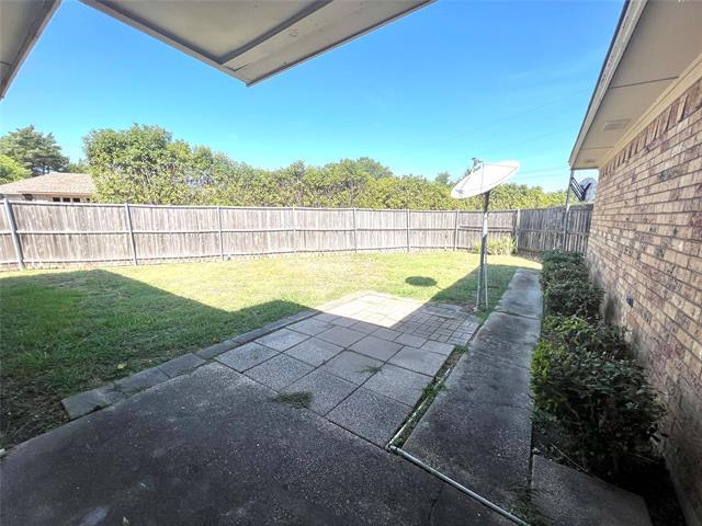 Building Photo - 1501 Willow Crest Dr