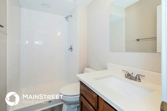 Building Photo - 411 Southerland Ave