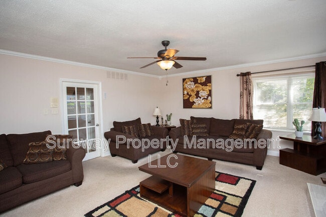 Building Photo - 901 Kresson Rd