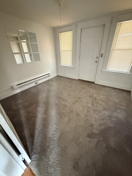 front bedroom - 30 Beach Ave