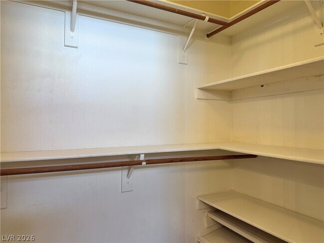 Building Photo - 1098 Havenworth Ave