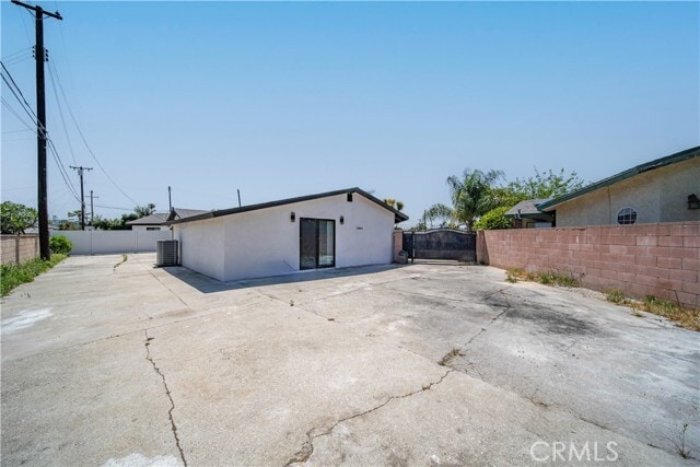Building Photo - 14215 Ragus St