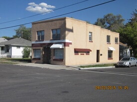 Building Photo - 602 S 3rd Ave