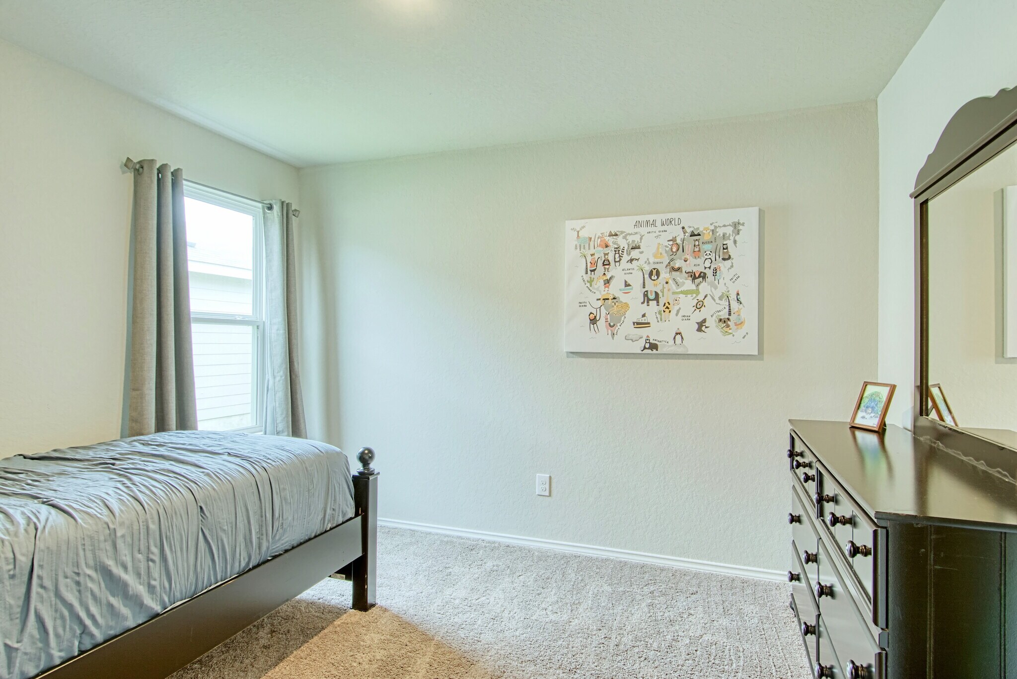 Building Photo - 12668 Saverne Way