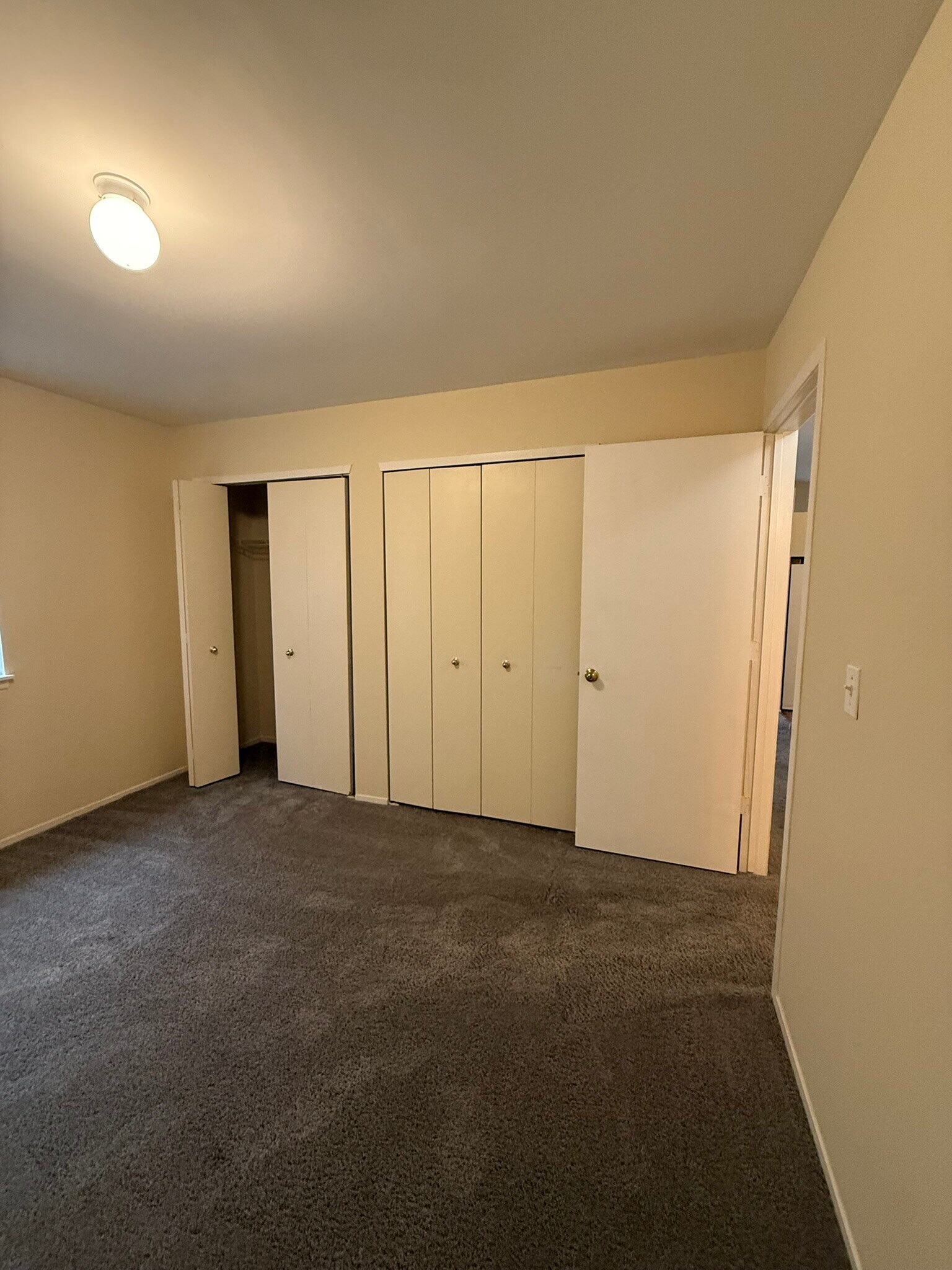 Building Photo - 1257 Oxford Manor Ct