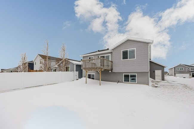 Building Photo - 7394 21st St S