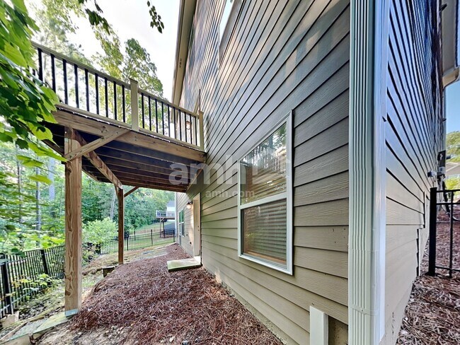 Building Photo - 73 Shelby Ct