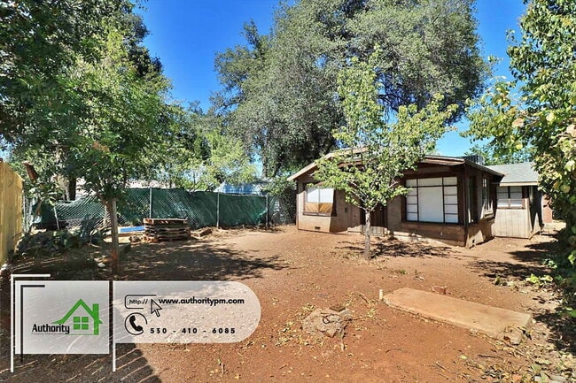 Building Photo - 3194 Veda St