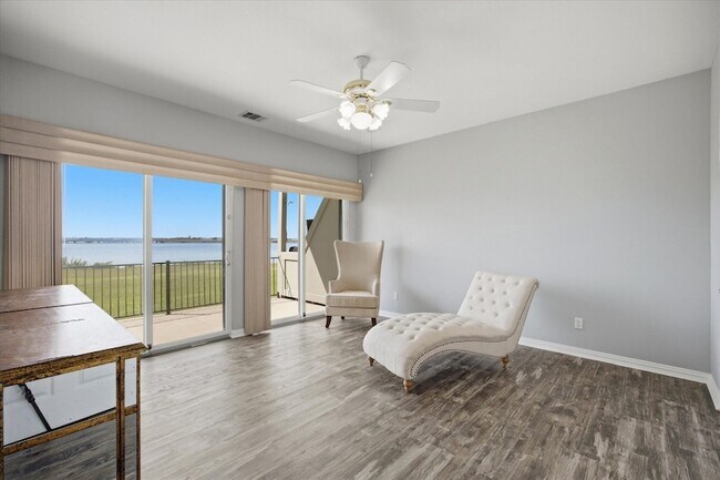 Building Photo - 1846 Signal Ridge Pl