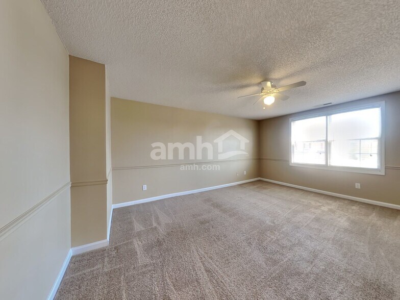Building Photo - 4813 Mocha Ln