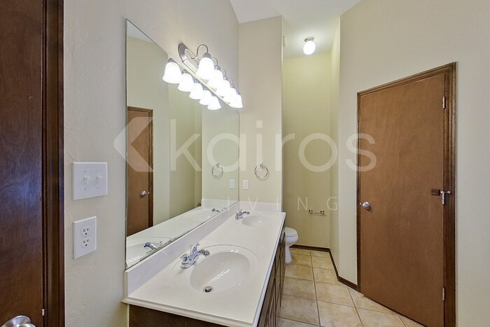 Building Photo - 4920 NW 164th Terrace