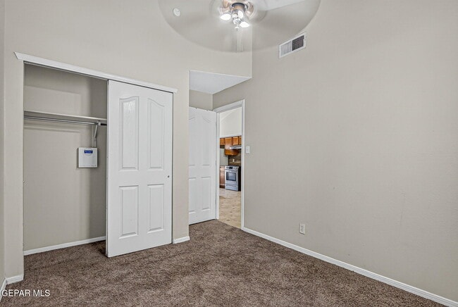 Building Photo - 667 Danube Dr