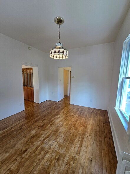 Building Photo - 43 Birdsall St