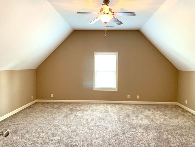 Building Photo - 1053 Quiver Ln