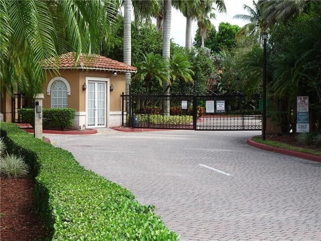 Building Photo - 4816 State Rd