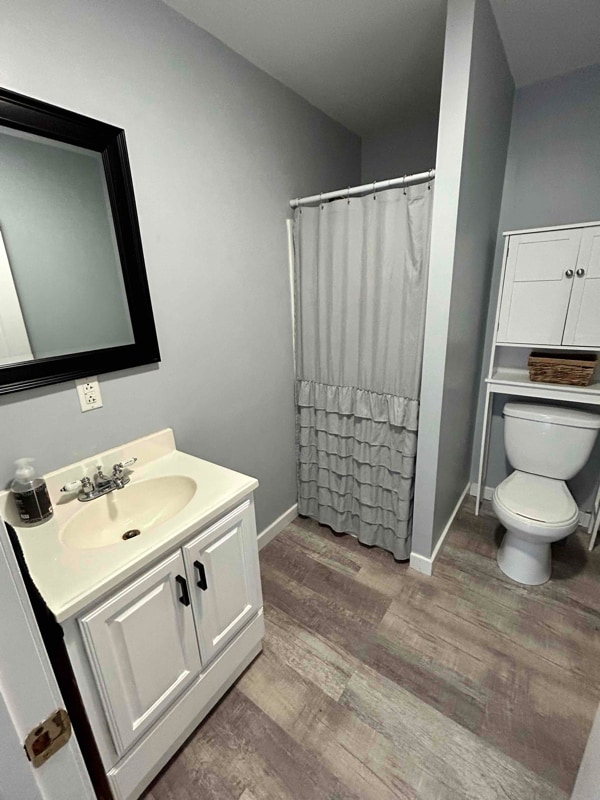 Building Photo - 882 Fuller Rd