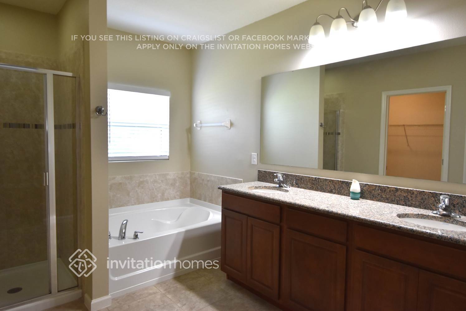 Building Photo - 3815 Harvest Cir