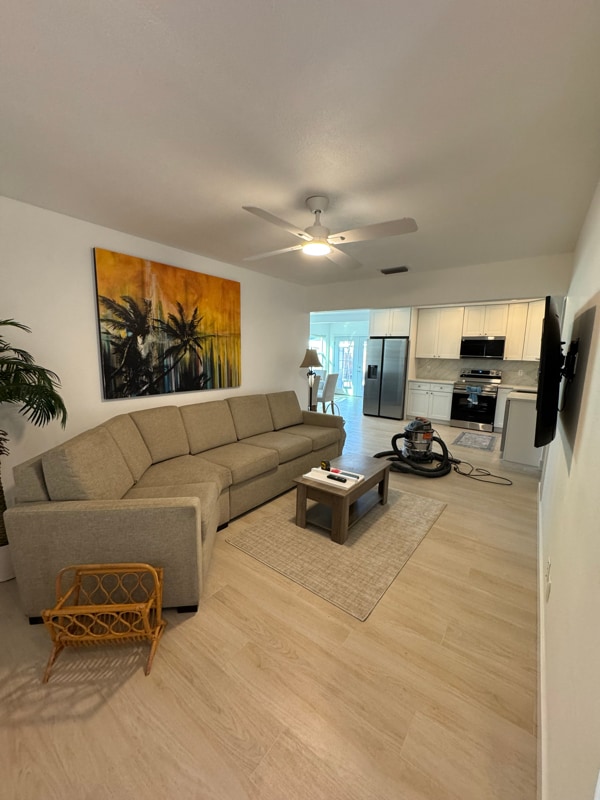 Building Photo - 11423 77th Ave