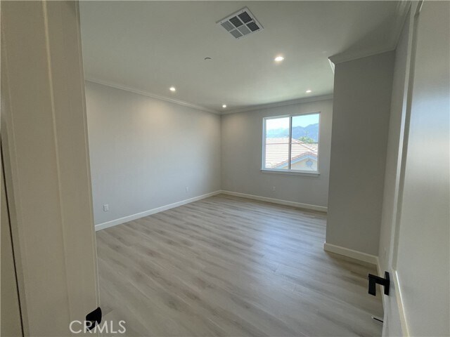 Building Photo - 1022 La Cadena Ave
