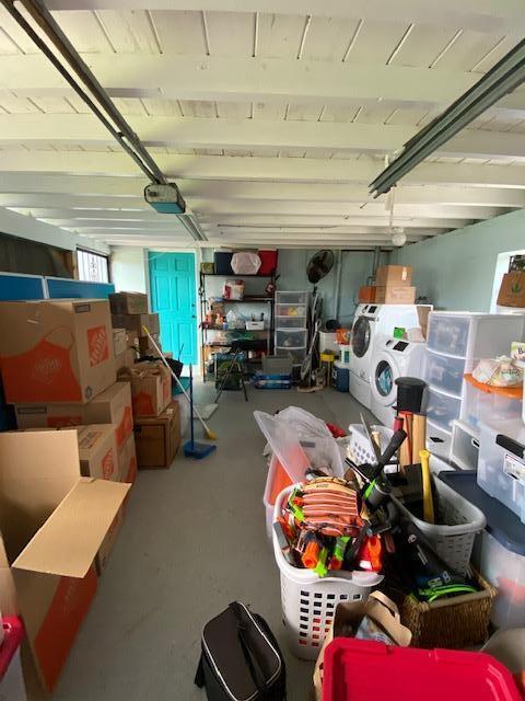 Building Photo - 6601 Lake Clarke Dr