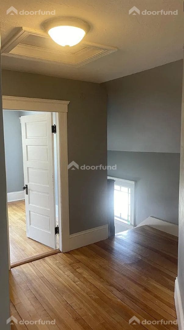 Building Photo - 121 Delmont Ave