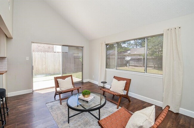 Building Photo - 22118 Fincastle Dr