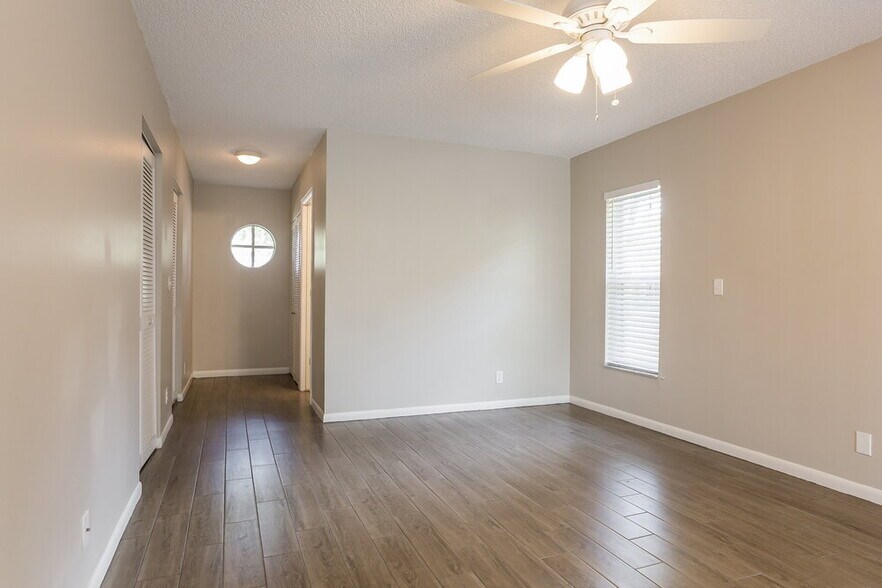 Building Photo - 4557 NW 51st St