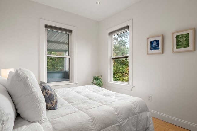 Building Photo - 178 Hyde Park Ave