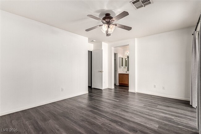 Building Photo - 1828 Vista Pointe Ave