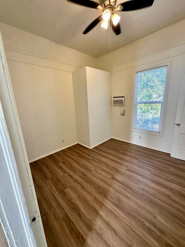 Building Photo - Reserve Now for June 2026! Great House in Downtown Chico