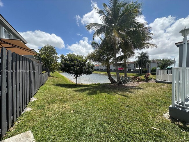 Building Photo - 5225 NW 112th Ave