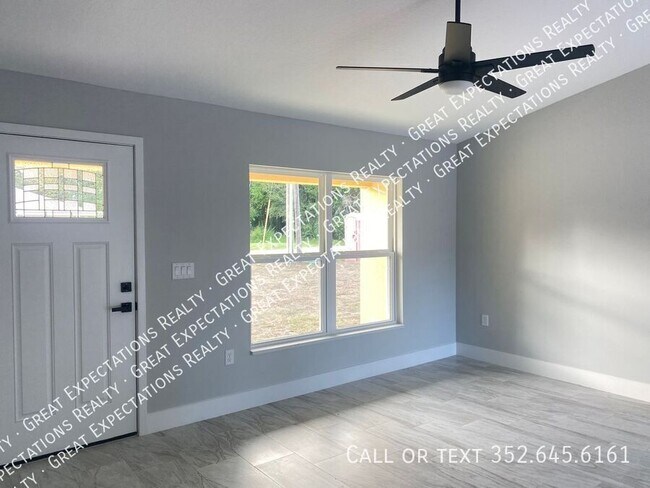 Building Photo - 13679 SE 52nd Ct