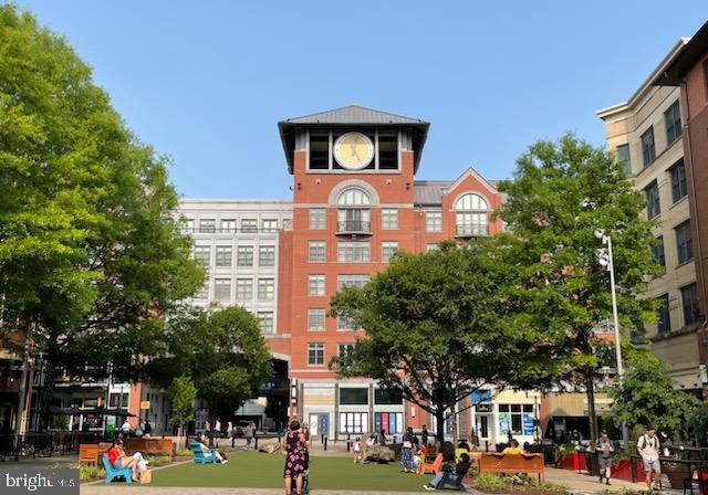 Building Photo - 1015 Veirs Mill Rd