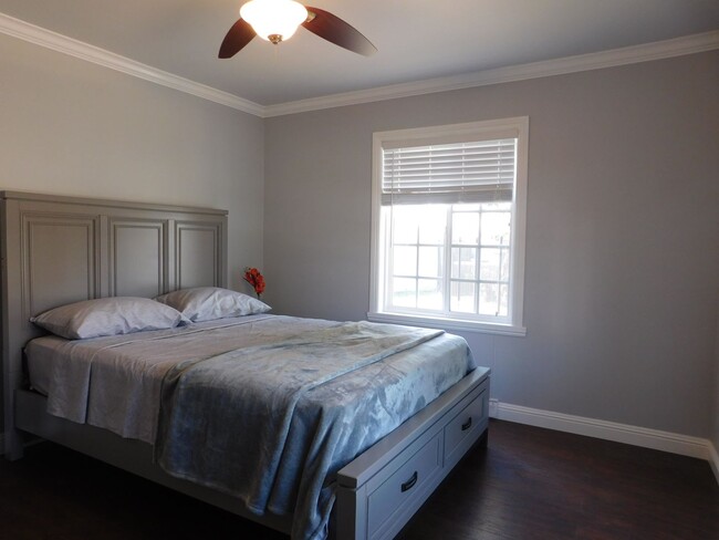 Building Photo - Beautifully Renovated 3-Bedroom Home in Va...