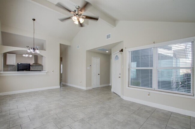 Building Photo - 13502 Townwood Dr