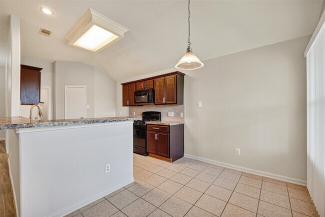 Building Photo - 9241 Clearwood Landing Blvd