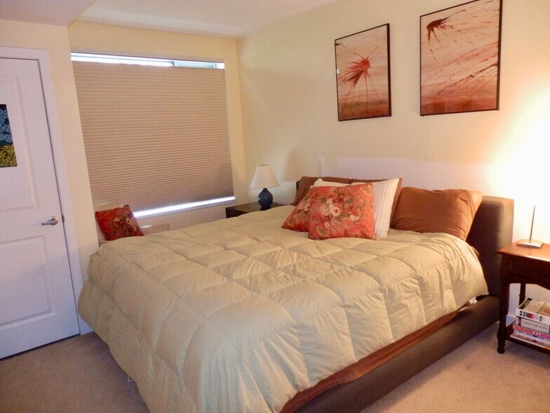 Master Bedroom - 475 K St NW