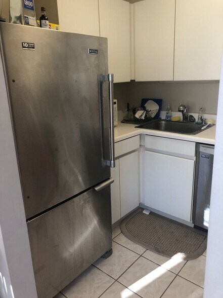 Kitchen - 440 N Wabash Ave