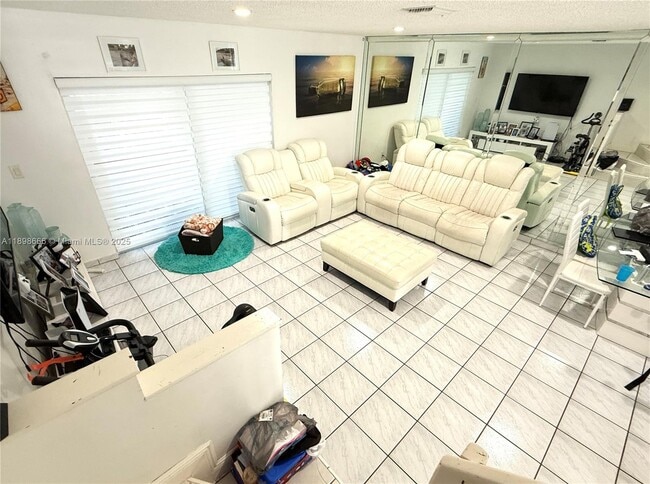 Building Photo - 6489 SW 129th Ave