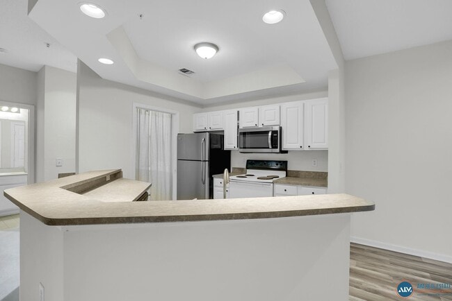 Building Photo - 1BR / 1BA Condo in Gated Summer House Comm...