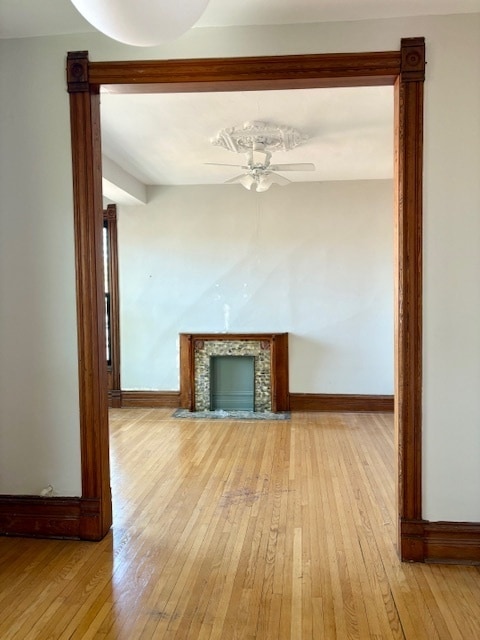 Building Photo - 825 W Armitage Ave