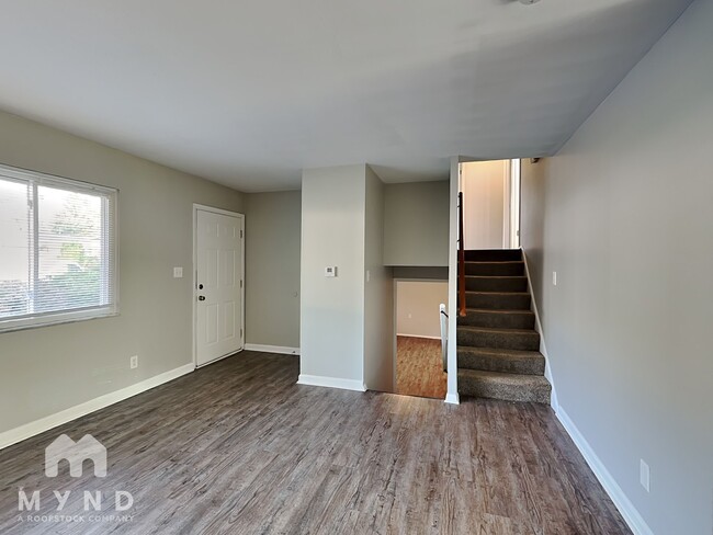 Building Photo - 3474 Farley Dr