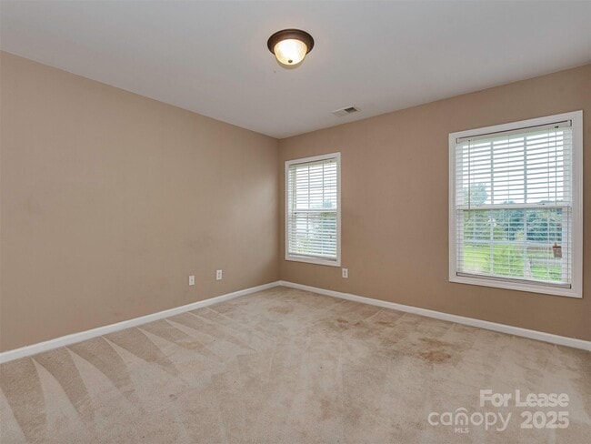 Building Photo - 5607 Fulton Ridge Dr