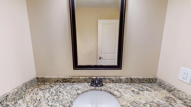 Building Photo - 170 S Charleson Crossing