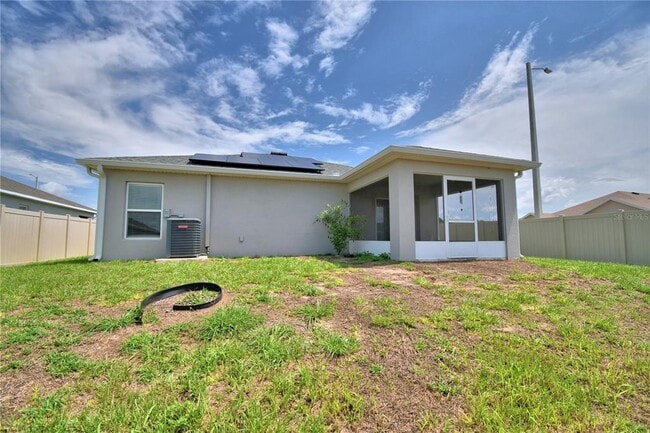 Building Photo - 605 Vittorio Dr