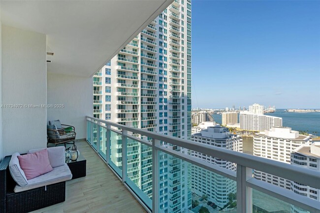 Building Photo - 951 Brickell Ave