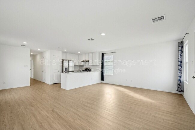 Building Photo - 7228 Pasture Run